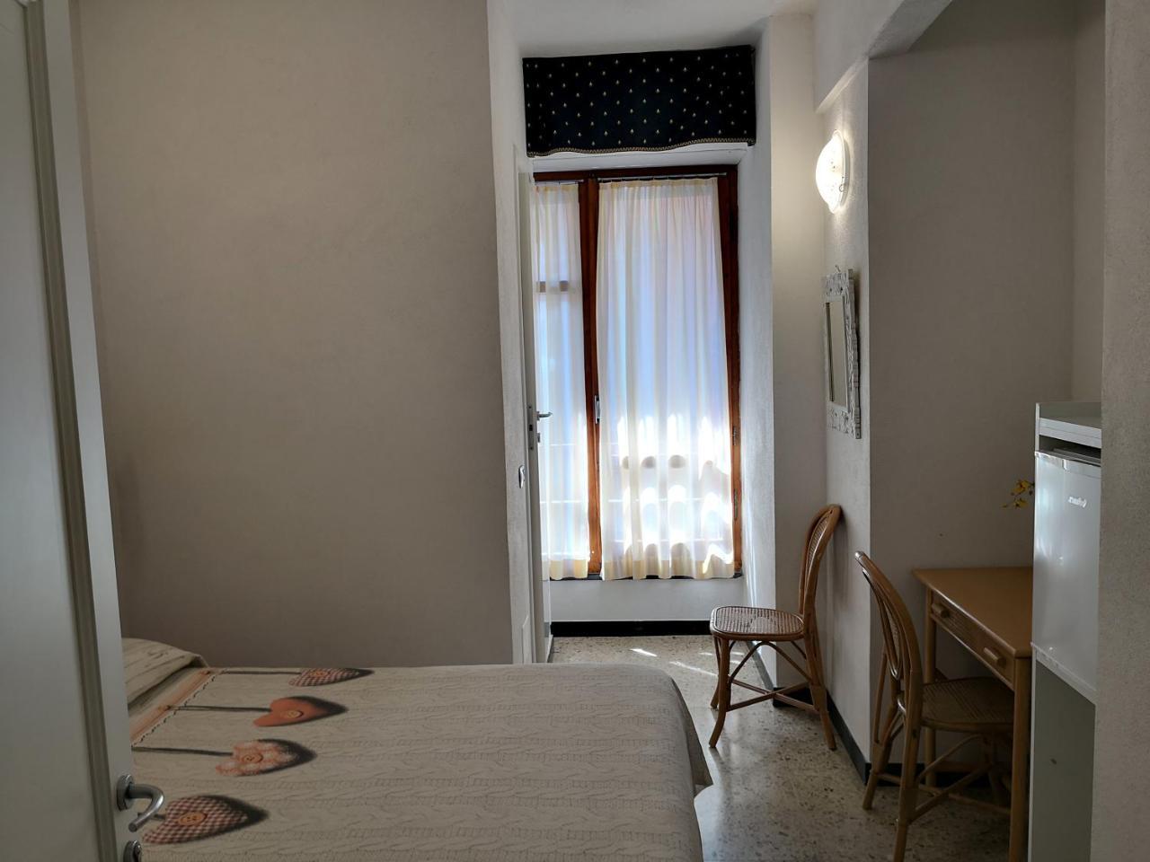 Albergo Al Carugio モンテロッソ・アル・マーレ エクステリア 写真